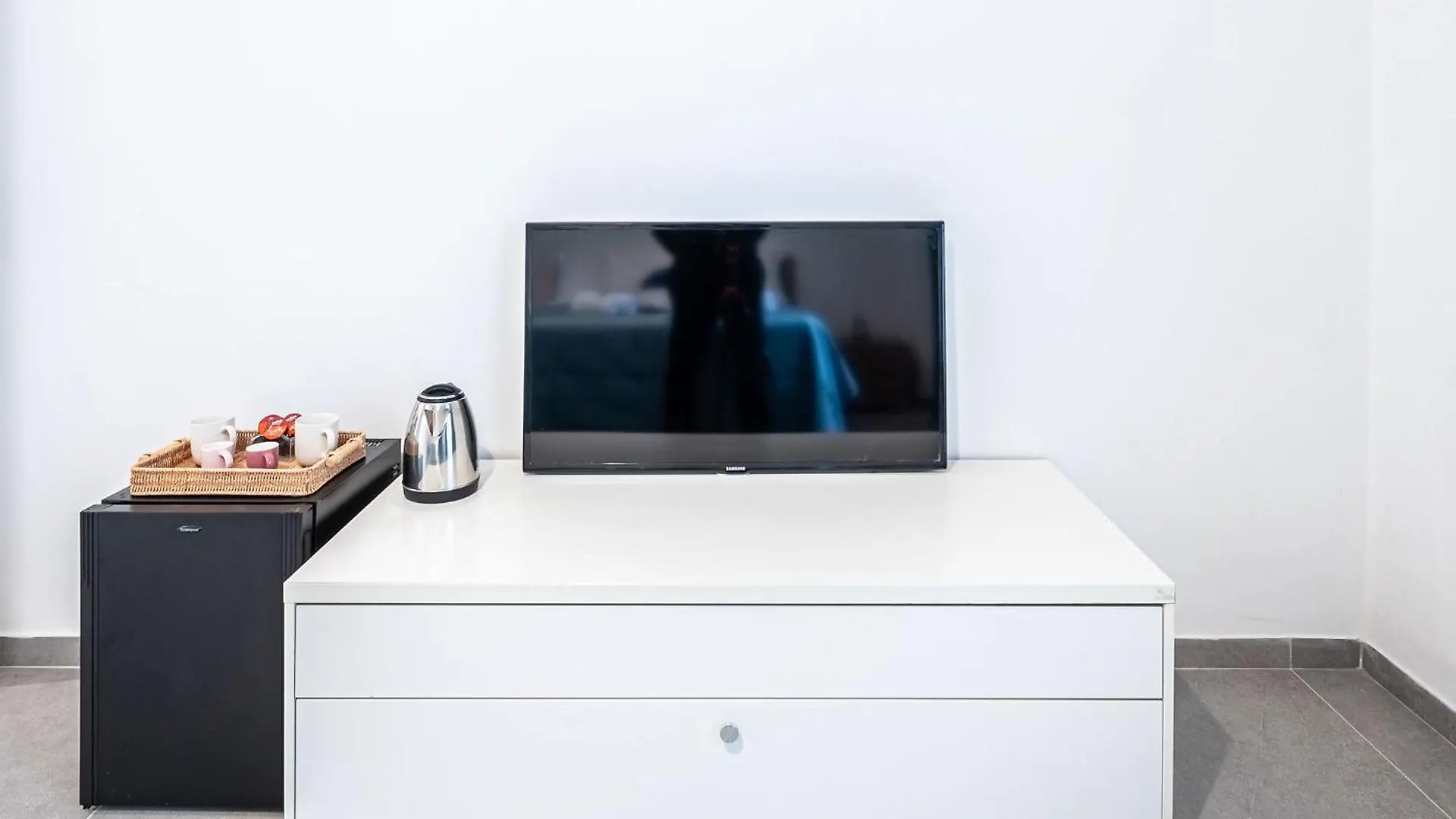 Marconi Charme Rooms & Suites - 2 Min Metro Marconi - 15 Min Colosseo - A-C & Wifi ローマ 0*,