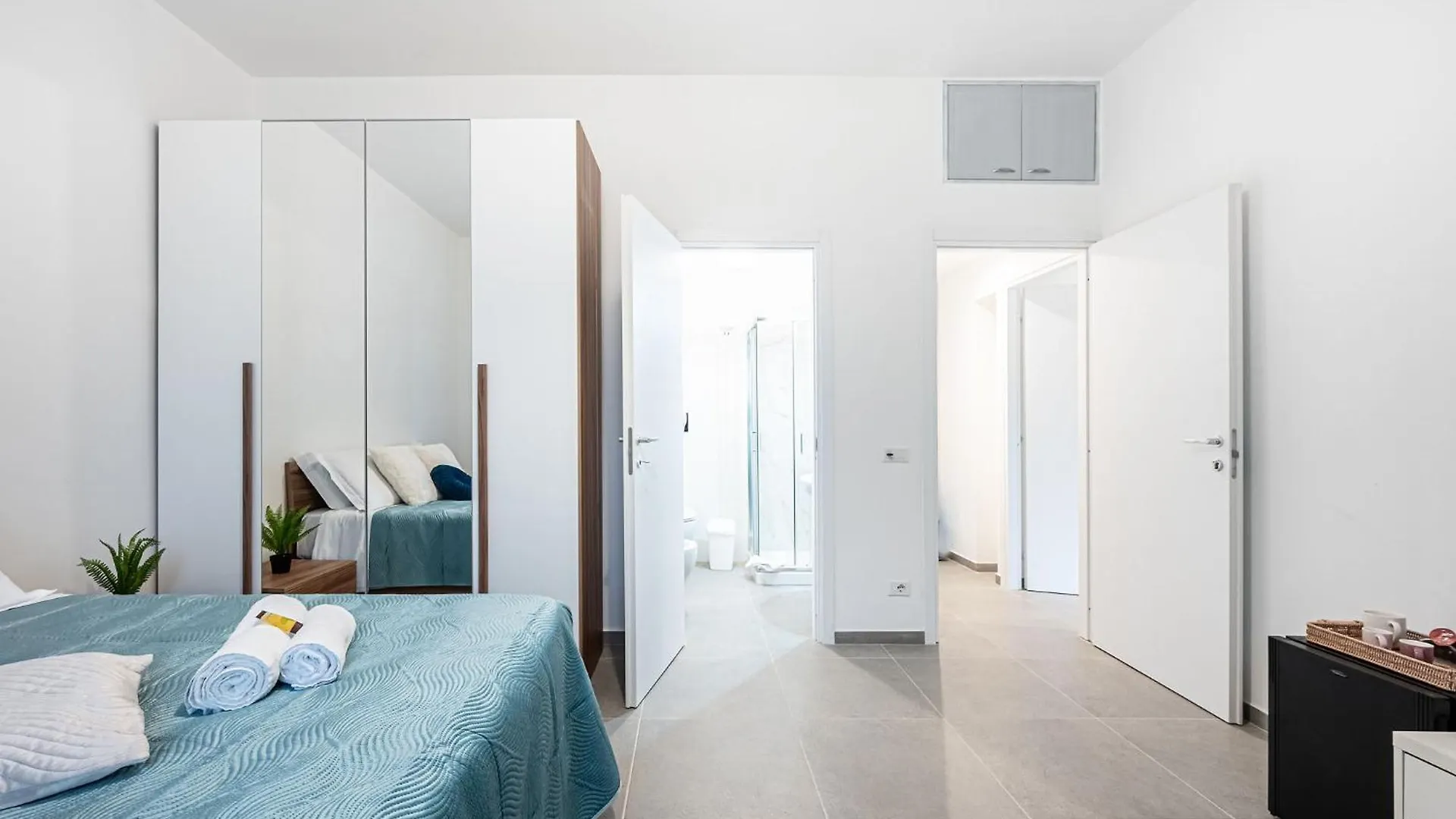 Marconi Charme Rooms & Suites - 2 Min Metro Marconi - 15 Min Colosseo - A-C & Wifi ローマ 0*,