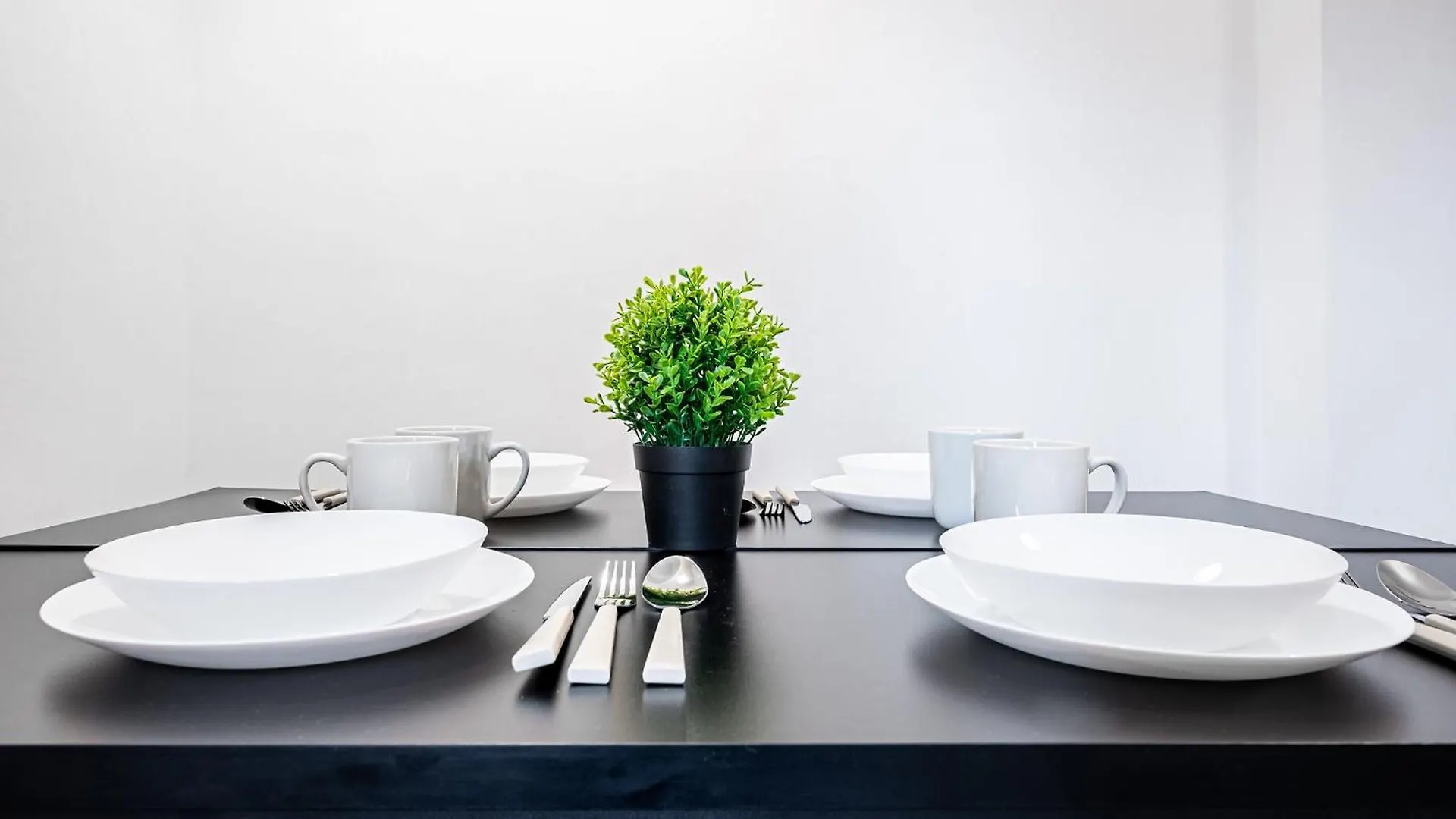 Marconi Charme Rooms & Suites - 2 Min Metro Marconi - 15 Min Colosseo - A-C & Wifi ローマ イタリア
