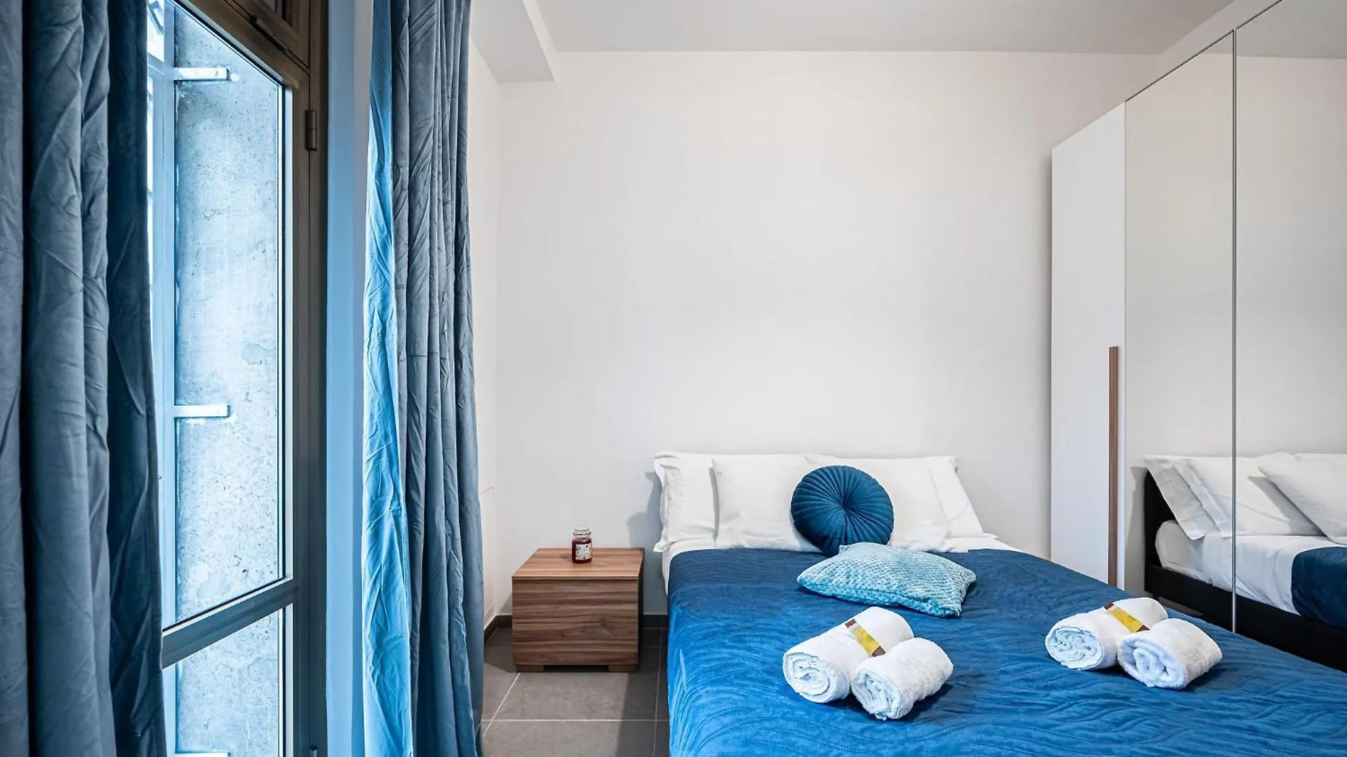 ゲストハウス Marconi Charme Rooms & Suites - 2 Min Metro Marconi - 15 Min Colosseo - A-C & Wifi ローマ